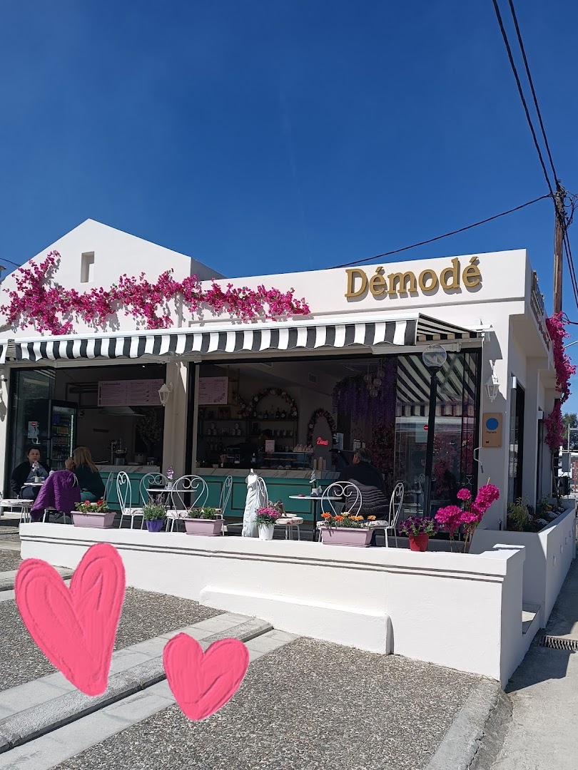 Demode Sweets - Loukoumades, Gelato, Waffles & Coffee · Φωτογραφίες 5